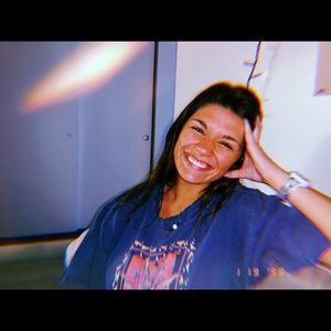 Meet your Posher, Abby